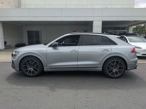 Used 2023 Audi SQ8 Prestige w/ Prestige Package image 5