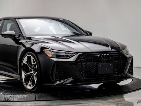 Used 2024 Audi RS 7 Performance AWD/4WD image 27