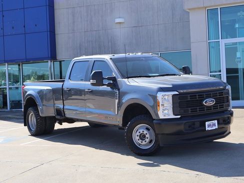 Certified 2025 Ford F350 XL image 1
