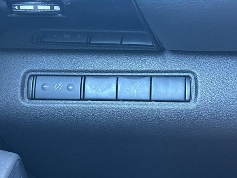 Certified 2024 Nissan Pathfinder S FWD image 32