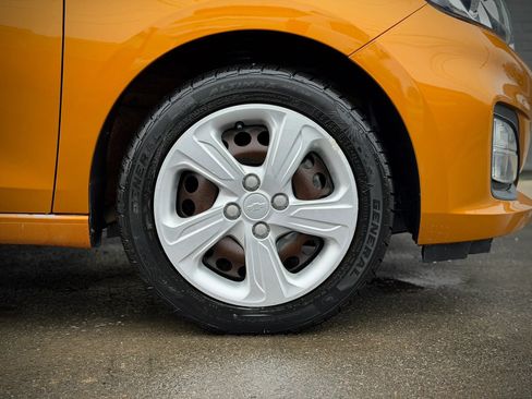 Used 2020 Chevrolet Spark LS FWD image 19