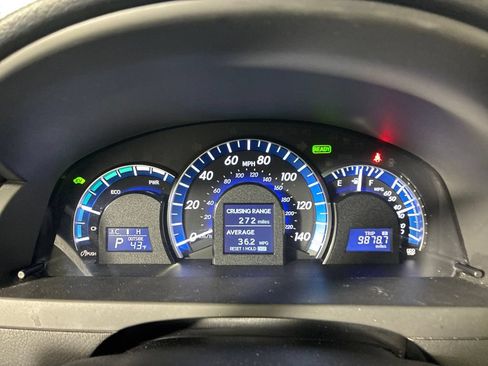 Used 2012 Toyota Camry XLE w/ Leather Pkg FWD image 19