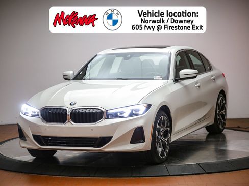 Used 2026 BMW 330i Sedan w/ Premium Package RWD image 1
