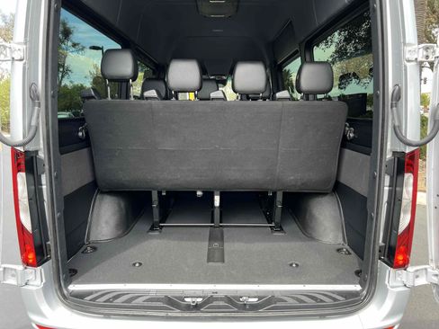 Used 2023 Mercedes-Benz Sprinter 2500 image 69