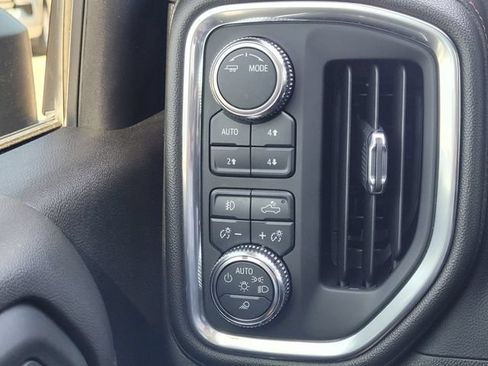 Used 2022 GMC Sierra 2500 AT4 w/ AT4 Preferred Package AWD/4WD image 20
