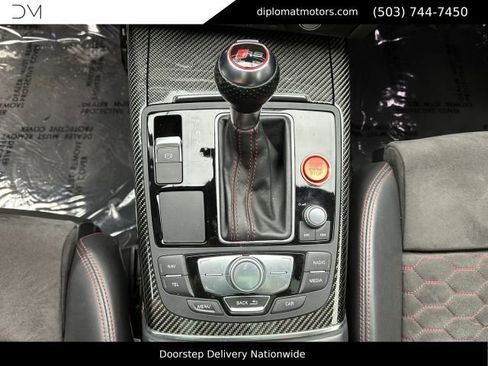 Used 2017 Audi RS 7 Performance AWD/4WD image 32