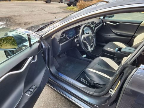 Used 2015 Tesla Model S 85D image 8