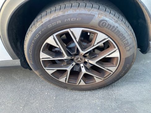 Certified 2025 Mercedes-Benz GLC 350e 4MATIC image 5