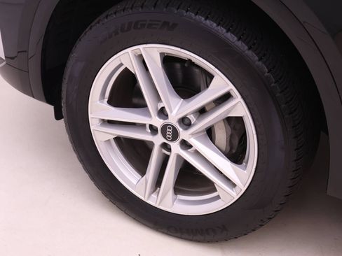 Certified 2024 Audi Q5 e Premium Plus w/ Premium Plus Package AWD/4WD image 23
