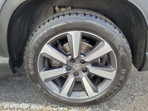 Used 2023 Honda Pilot Elite image 29