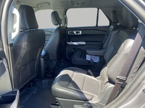 Certified 2023 Ford Explorer XLT w/ Equipment Group 202A AWD/4WD image 20