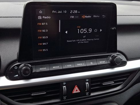 Certified 2023 Kia Forte LXS FWD image 16