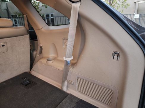 Used 2010 Hyundai Veracruz Limited w/ Navigation Pkg 3 image 40