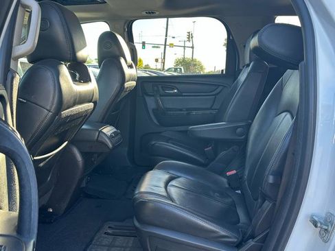 Used 2017 GMC Acadia Limited SLT image 17