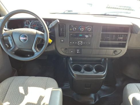 Used 2014 GMC Savana 2500 Extended RWD image 12