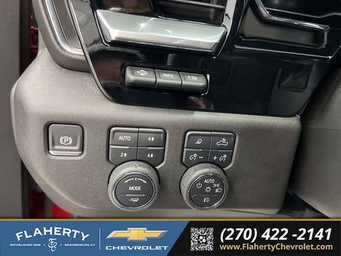 Used 2025 Chevrolet Silverado 3500 High Country w/ Technology Package AWD/4WD image 24