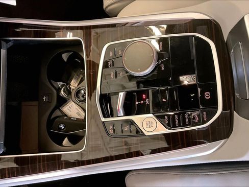 New 2026 BMW X5 xDrive40i w/ M Sport Package image 7