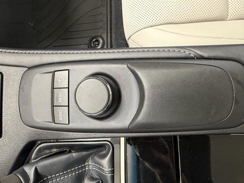 Used 2018 Lexus ES 350 w/ Premier Package FWD image 22
