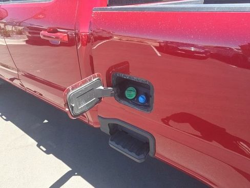 Used 2023 Ford F250 Lariat w/ Lariat Ultimate Package AWD/4WD image 4