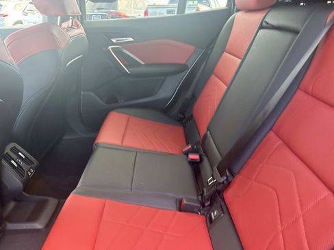 Used 2025 BMW X2 xDrive28i image 13