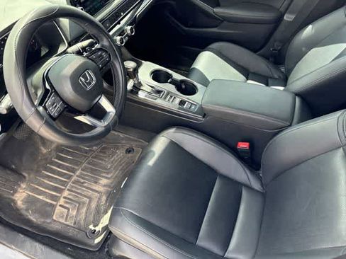 Used 2024 Honda Civic Touring image 9