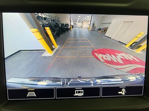 Used 2021 GMC Sierra 1500 AT4 w/ AT4 Preferred Package AWD/4WD image 22