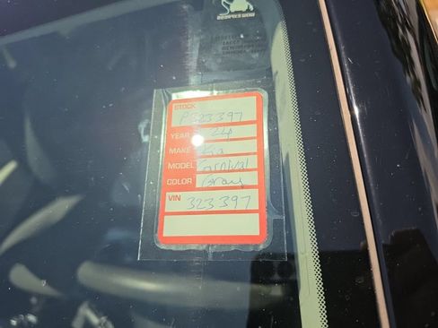 Certified 2024 Kia Carnival LX FWD image 10