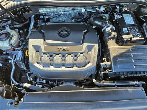 Used 2021 Volkswagen Tiguan S image 21