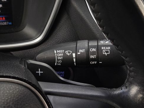 Used 2021 Toyota Corolla SE image 20