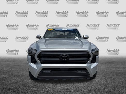 Used 2024 Toyota Tacoma SR5 w/ SR5 Upgrade Package AWD/4WD image 3