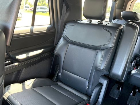 New 2026 Ford Expedition Max Platinum w/ Stealth Performance Package AWD/4WD image 11