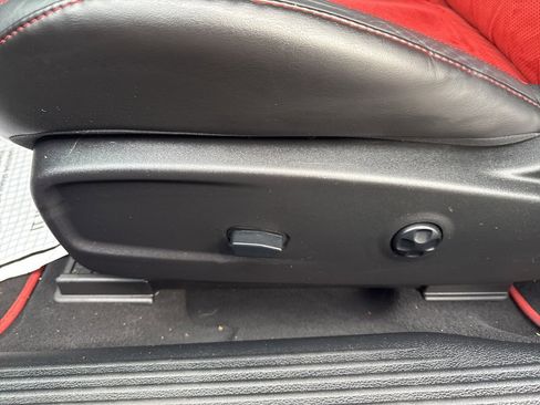 Used 2019 Dodge Challenger R/T Scat Pack image 15