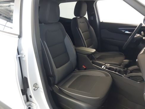 Used 2024 Chevrolet TrailBlazer LS w/ LS Convenience Package image 28