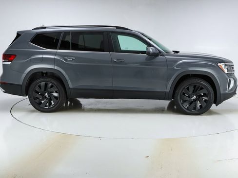 New 2026 Volkswagen Atlas SE image 50