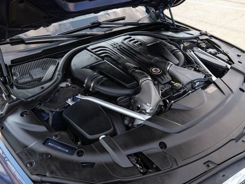 Used 2019 BMW ALPINA B7 xDrive w/ Luxury Rear Seating Package image 53