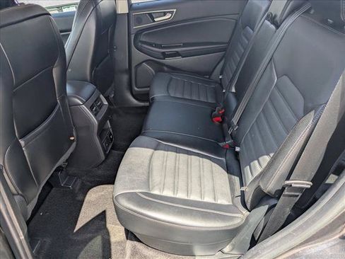 Certified 2018 Ford Edge SEL w/ Equipment Group 201A AWD/4WD image 19