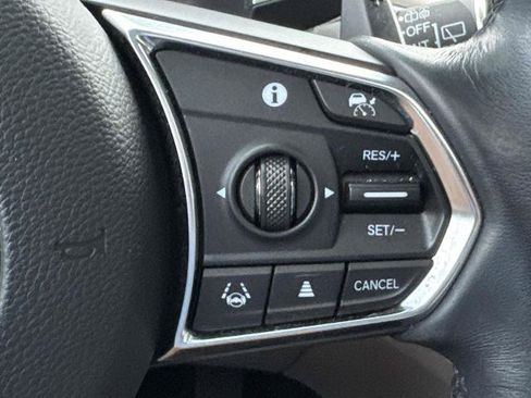 Used 2023 Acura MDX SH-AWD w/ Advance Package image 32