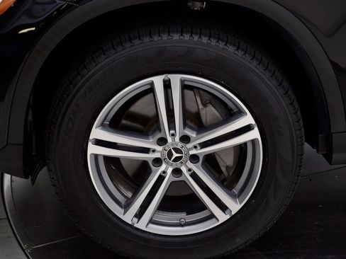 Certified 2022 Mercedes-Benz GLC 300 image 12