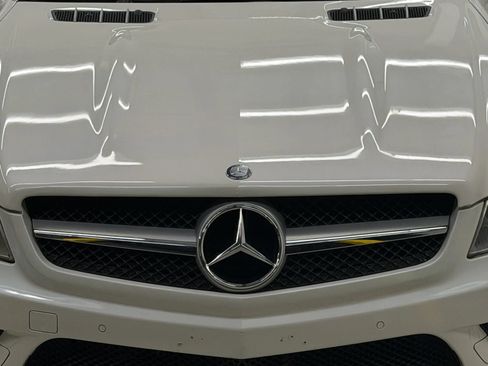 Used 2009 Mercedes-Benz SL 550 image 5