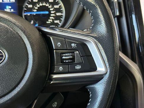 Used 2022 Subaru Ascent Limited w/ Technology Package image 29