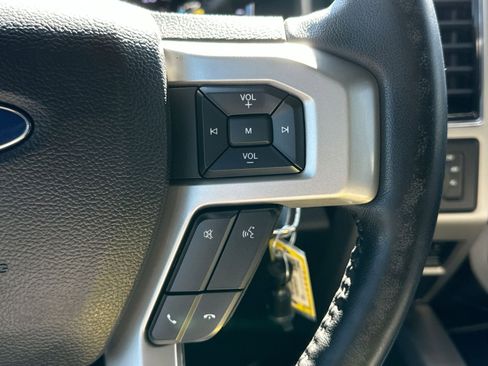 Used 2021 Ford F450 Lariat w/ Lariat Value Package image 21