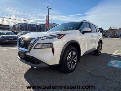 Certified 2023 Nissan Rogue SV w/ SV Premium B Package image 3