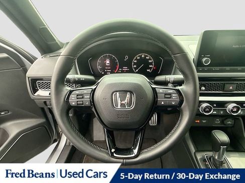 Used 2022 Honda Civic Sport image 11