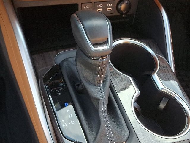 Used 2026 Toyota Highlander XLE AWD/4WD image 11