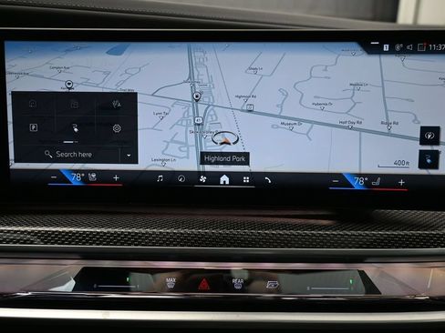 Used 2023 BMW i7 xDrive60 AWD/4WD image 14