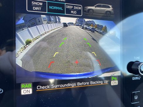 New 2025 Subaru Forester Limited image 32