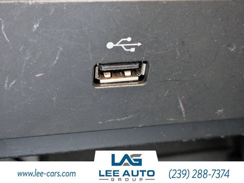Used 2016 Ford Escape SE FWD image 25