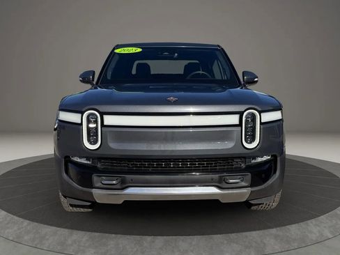 Used 2023 Rivian R1T Adventure image 3