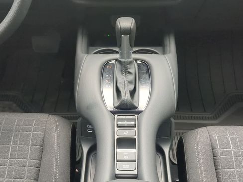 New 2026 Honda HR-V LX image 18
