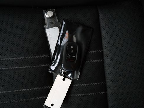 Certified 2025 Honda HR-V EX-L image 47